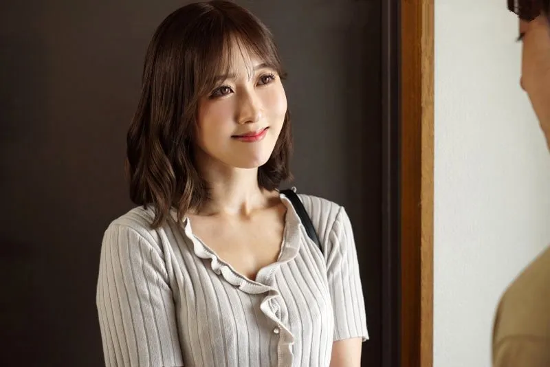 Cô vợ về nhà bố mẹ đẻ sau cuộc cãi nhau, chồng yêu rủ cô bạn thân về nhà tâm sự…